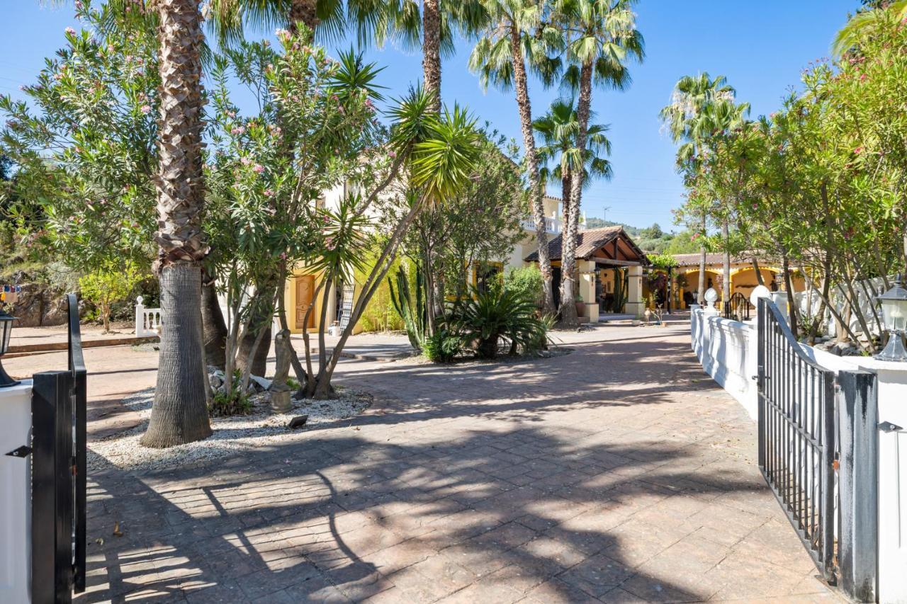 Hacienda De La Siesta Villa Coin Bagian luar foto