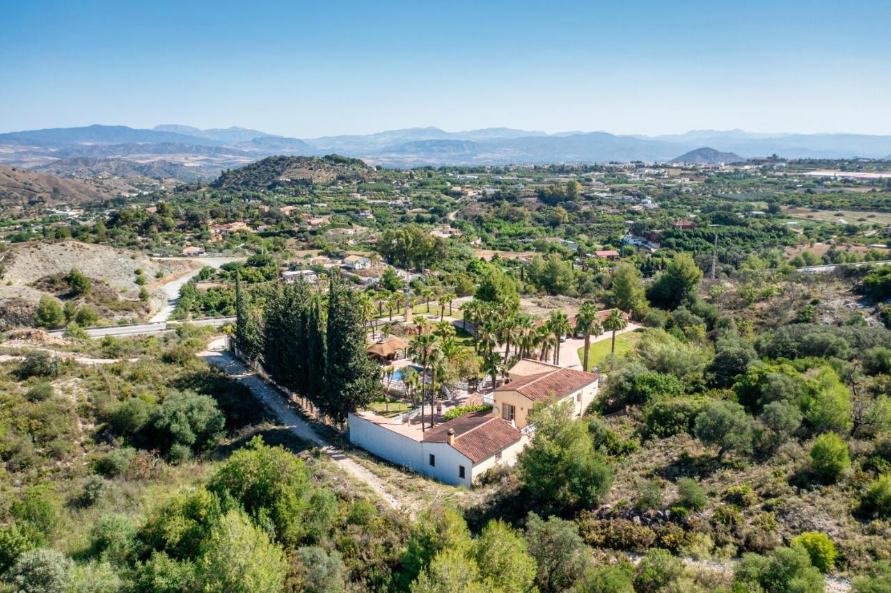 Hacienda De La Siesta Villa Coin Bagian luar foto