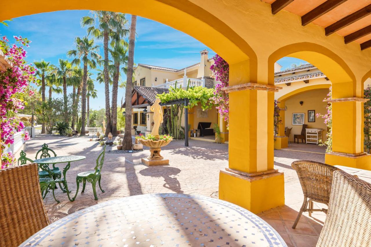 Hacienda De La Siesta Villa Coin Bagian luar foto
