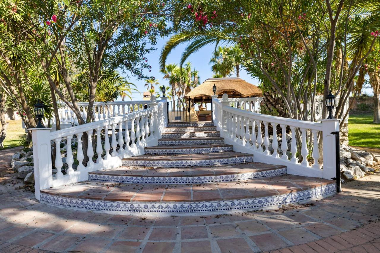 Hacienda De La Siesta Villa Coin Bagian luar foto
