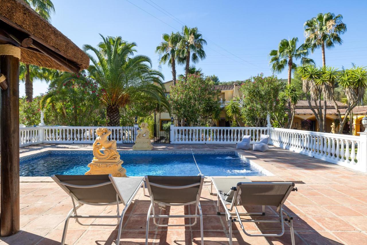 Hacienda De La Siesta Villa Coin Bagian luar foto